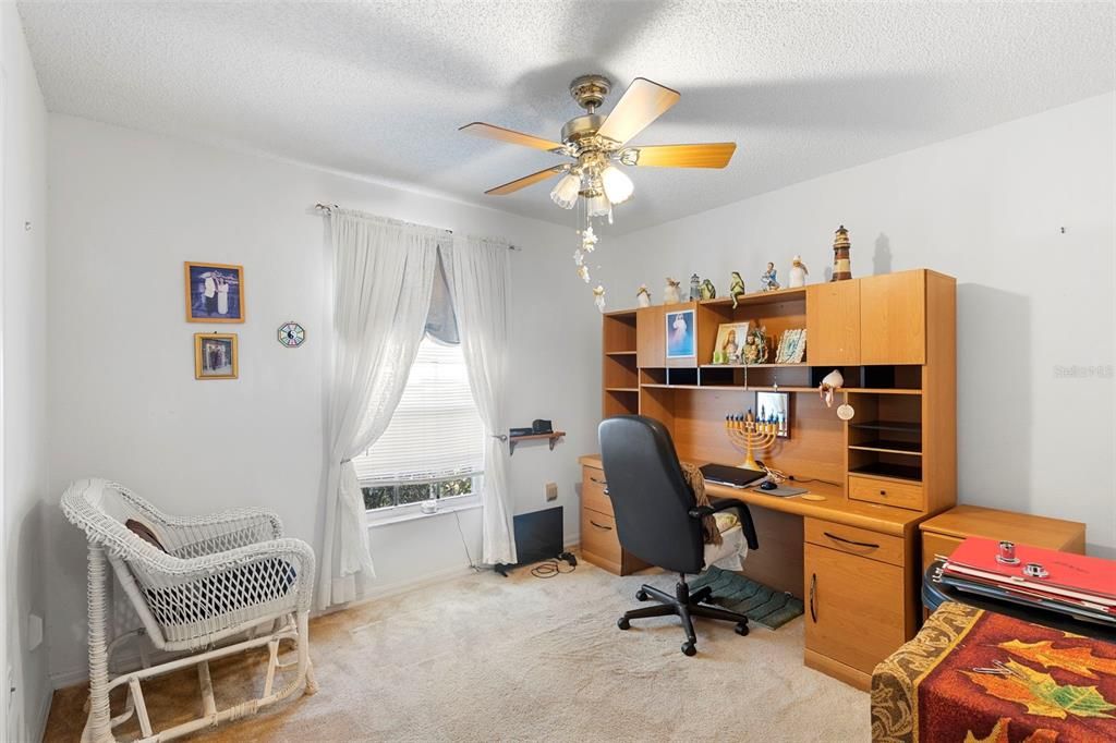 На продажу: $324,990 (3 спален, 2 ванн, 1874 Квадратных фут)