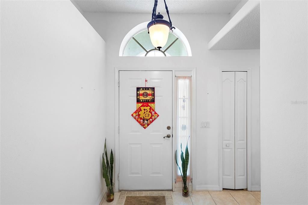 На продажу: $324,990 (3 спален, 2 ванн, 1874 Квадратных фут)