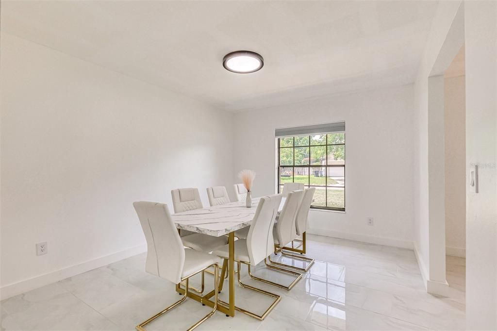 En Venta: $509,000 (3 camas, 2 baños, 1640 Pies cuadrados)