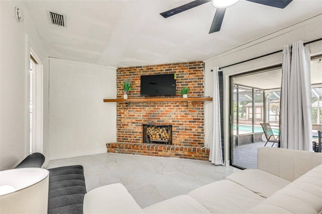 En Venta: $509,000 (3 camas, 2 baños, 1640 Pies cuadrados)