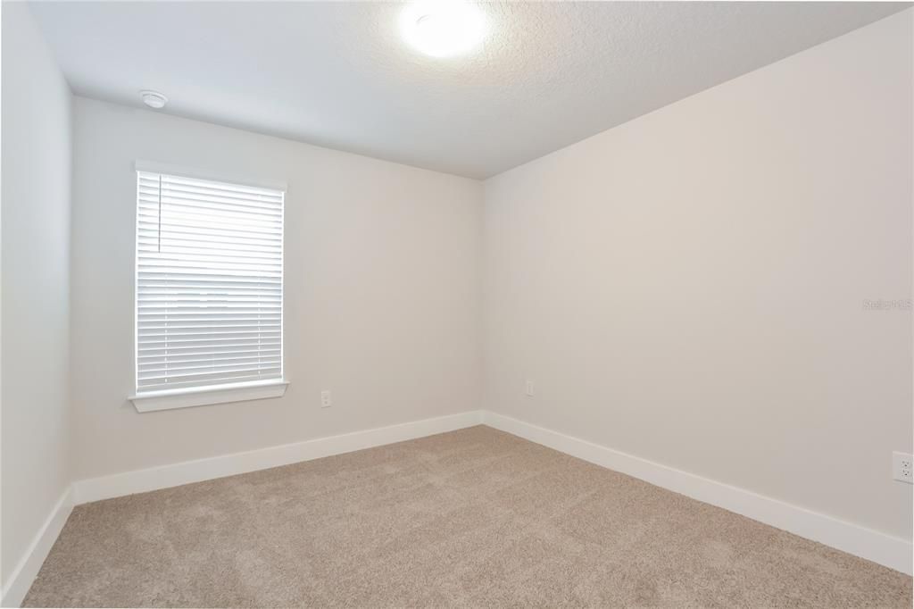 En Renta: $2,320 (3 camas, 2 baños, 1823 Pies cuadrados)