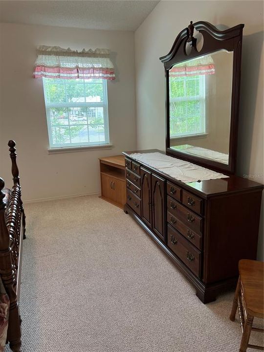 Под контрактом: $210,000 (3 спален, 2 ванн, 1316 Квадратных фут)