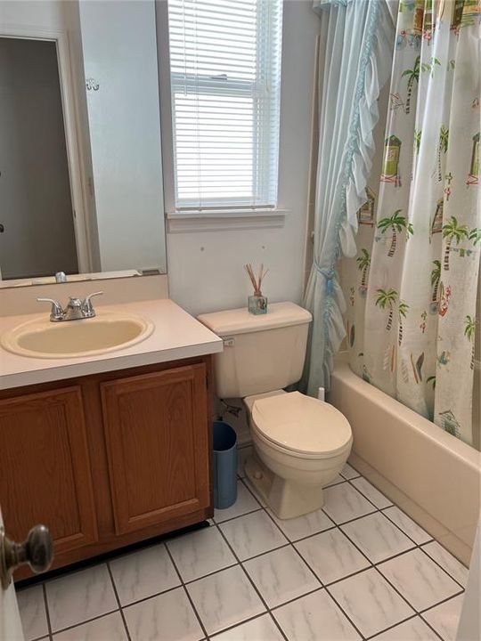 Под контрактом: $210,000 (3 спален, 2 ванн, 1316 Квадратных фут)