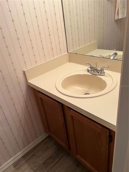 Под контрактом: $210,000 (3 спален, 2 ванн, 1316 Квадратных фут)