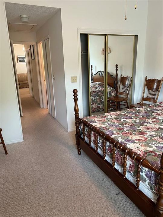 Под контрактом: $210,000 (3 спален, 2 ванн, 1316 Квадратных фут)