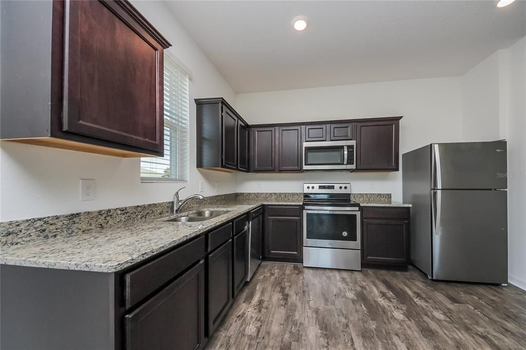 En Renta: $1,740 (3 camas, 2 baños, 1576 Pies cuadrados)