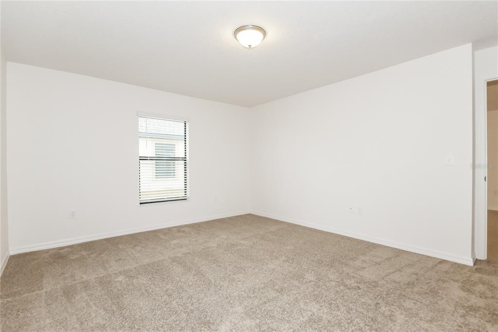 出租: $1,865 (3 贝兹, 2 浴室, 1541 平方英尺)