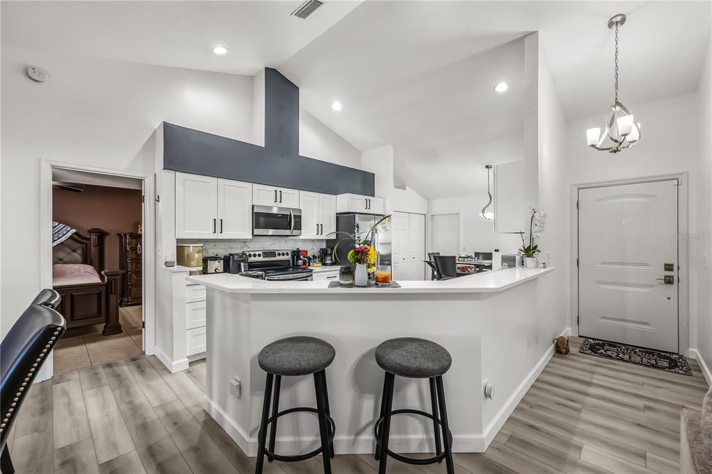 待售: $550,000 (4 贝兹, 2 浴室, 2763 平方英尺)