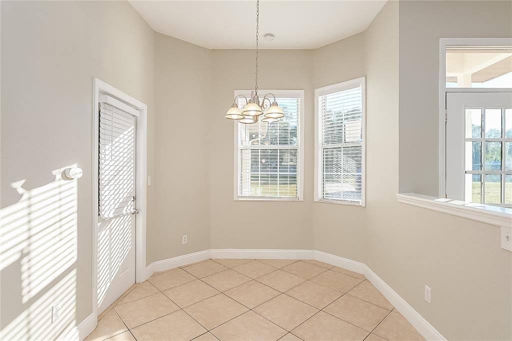 出租: $2,060 (3 贝兹, 2 浴室, 1609 平方英尺)