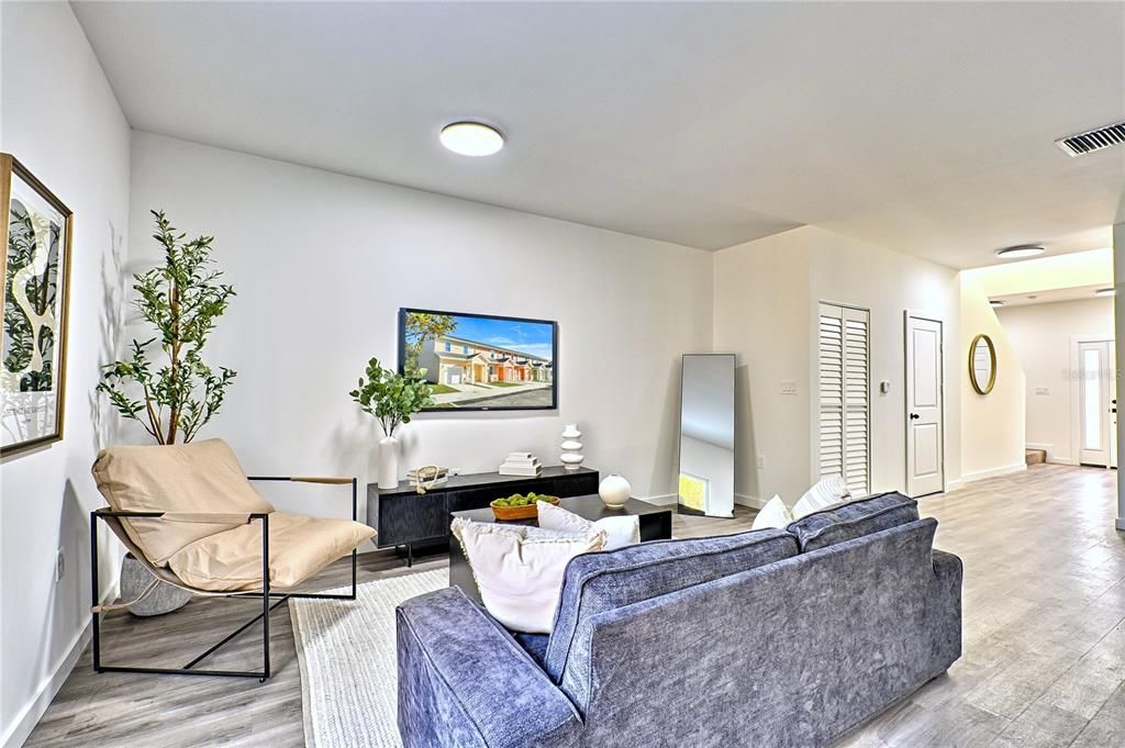 For Sale: $320,000 (3 beds, 3 baths, 1394 Square Feet)