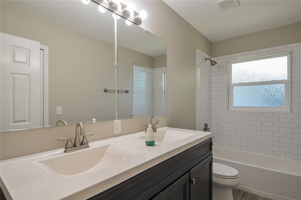 For Rent: $1,840 (3 beds, 1 baths, 1135 Square Feet)