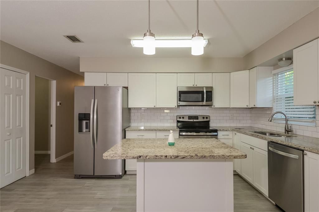 For Rent: $1,840 (3 beds, 1 baths, 1135 Square Feet)