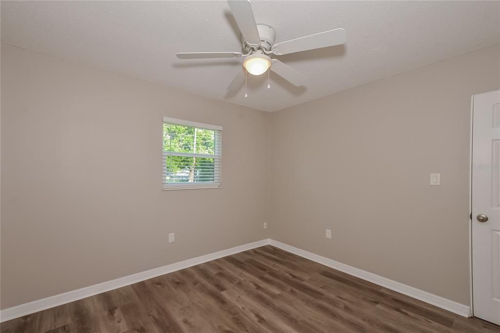 For Rent: $1,840 (3 beds, 1 baths, 1135 Square Feet)