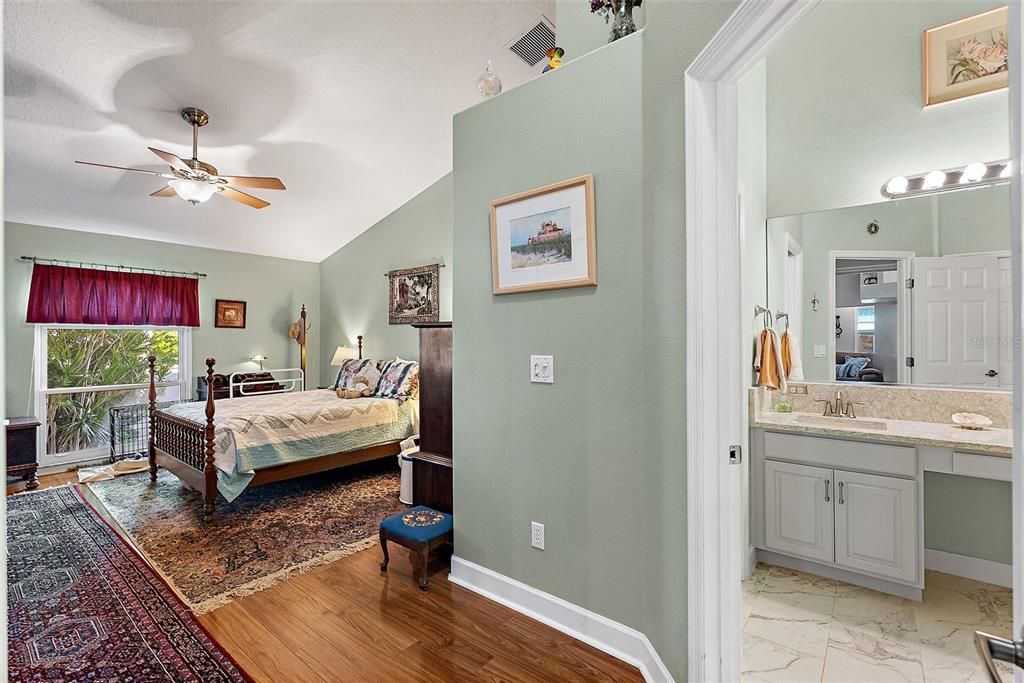 待售: $895,000 (3 贝兹, 2 浴室, 2083 平方英尺)