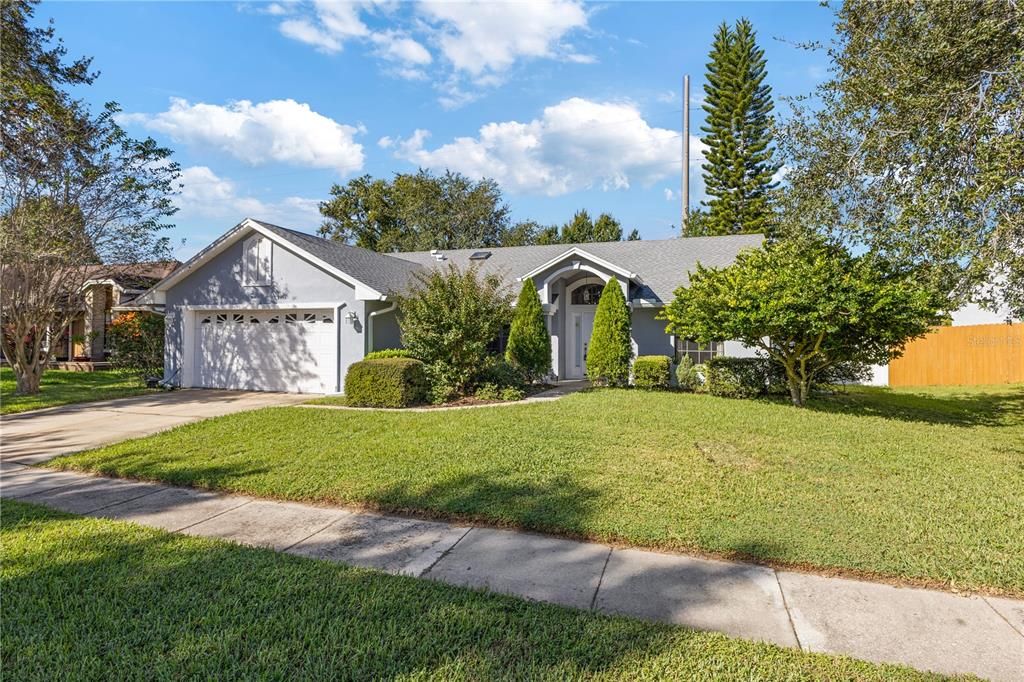 Recently Sold: $399,900 (3 beds, 2 baths, 1488 Square Feet)