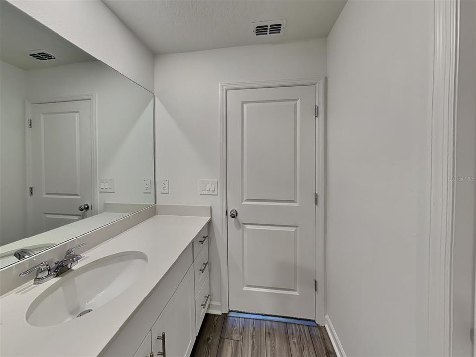 В аренду: $1,625 (3 спален, 2 ванн, 1650 Квадратных фут)