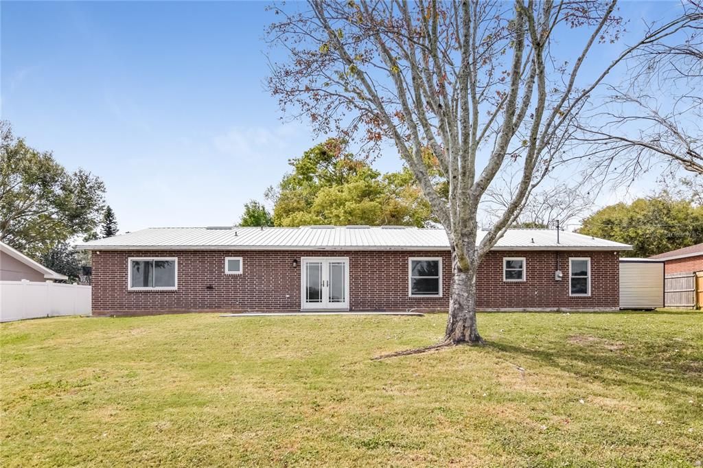 For Rent: $1,945 (3 beds, 2 baths, 1657 Square Feet)