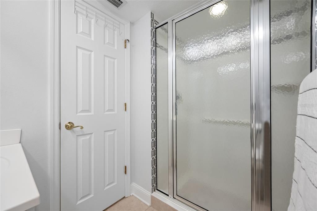 For Rent: $2,250 (2 beds, 2 baths, 1080 Square Feet)