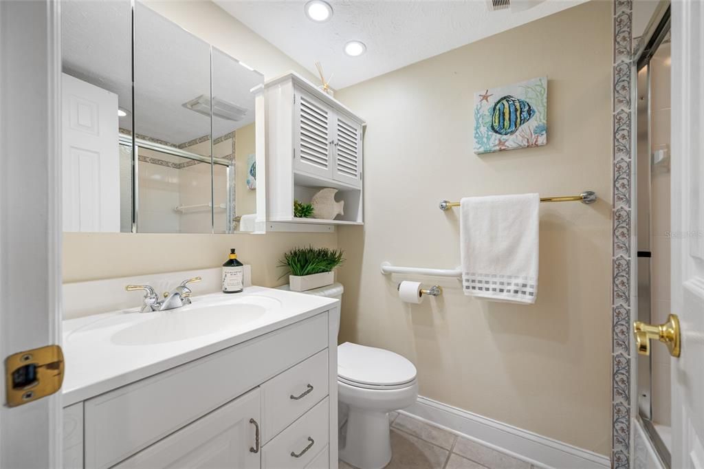 For Rent: $2,250 (2 beds, 2 baths, 1080 Square Feet)