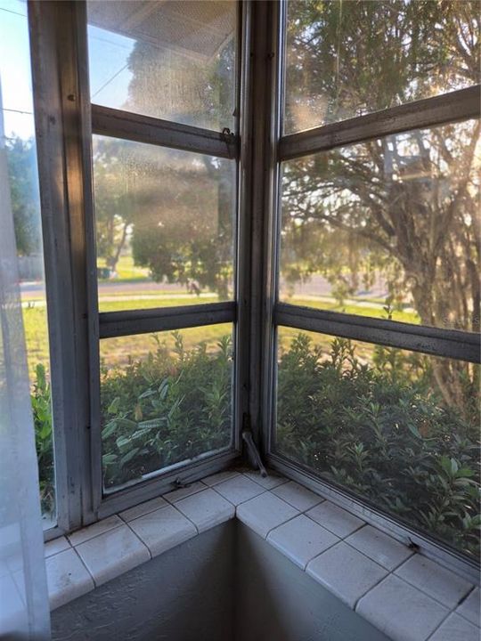 Active With Contract: $285,000 (4 beds, 3 baths, 2614 Square Feet)