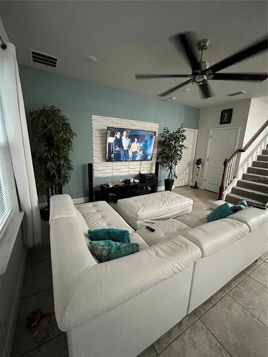 На продажу: $445,000 (5 спален, 3 ванн, 2732 Квадратных фут)