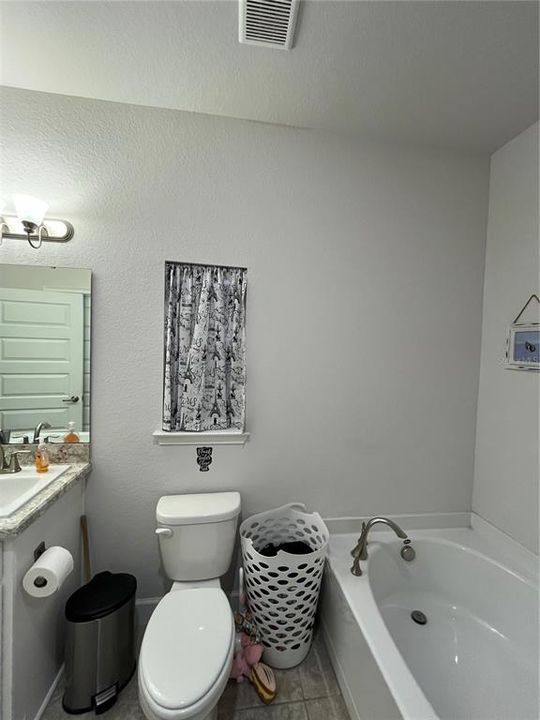 На продажу: $445,000 (5 спален, 3 ванн, 2732 Квадратных фут)