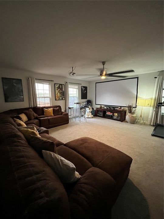 На продажу: $445,000 (5 спален, 3 ванн, 2732 Квадратных фут)