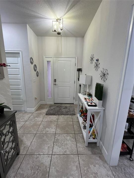 На продажу: $445,000 (5 спален, 3 ванн, 2732 Квадратных фут)