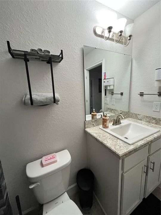 На продажу: $445,000 (5 спален, 3 ванн, 2732 Квадратных фут)