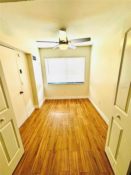 For Sale: $178,000 (2 beds, 1 baths, 632 Square Feet)