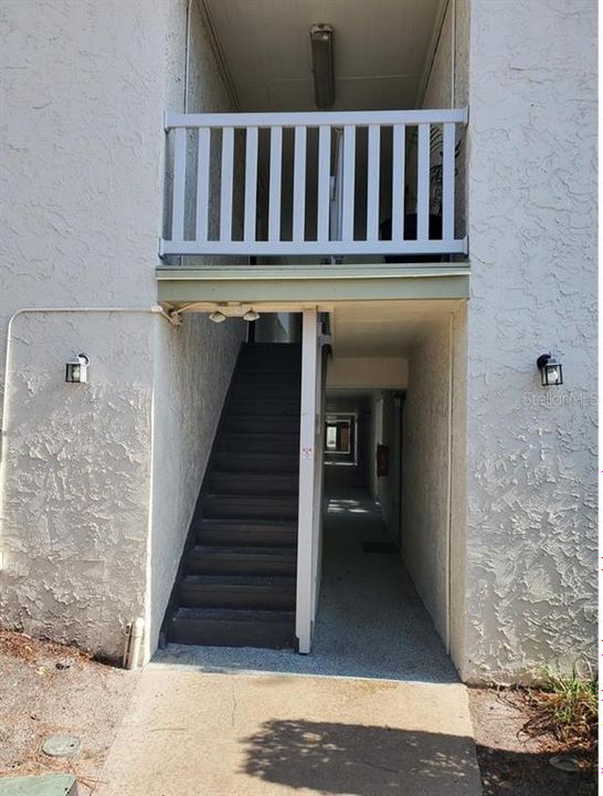 For Sale: $178,000 (2 beds, 1 baths, 632 Square Feet)