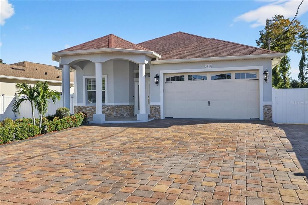 待售: $885,000 (3 贝兹, 3 浴室, 2048 平方英尺)