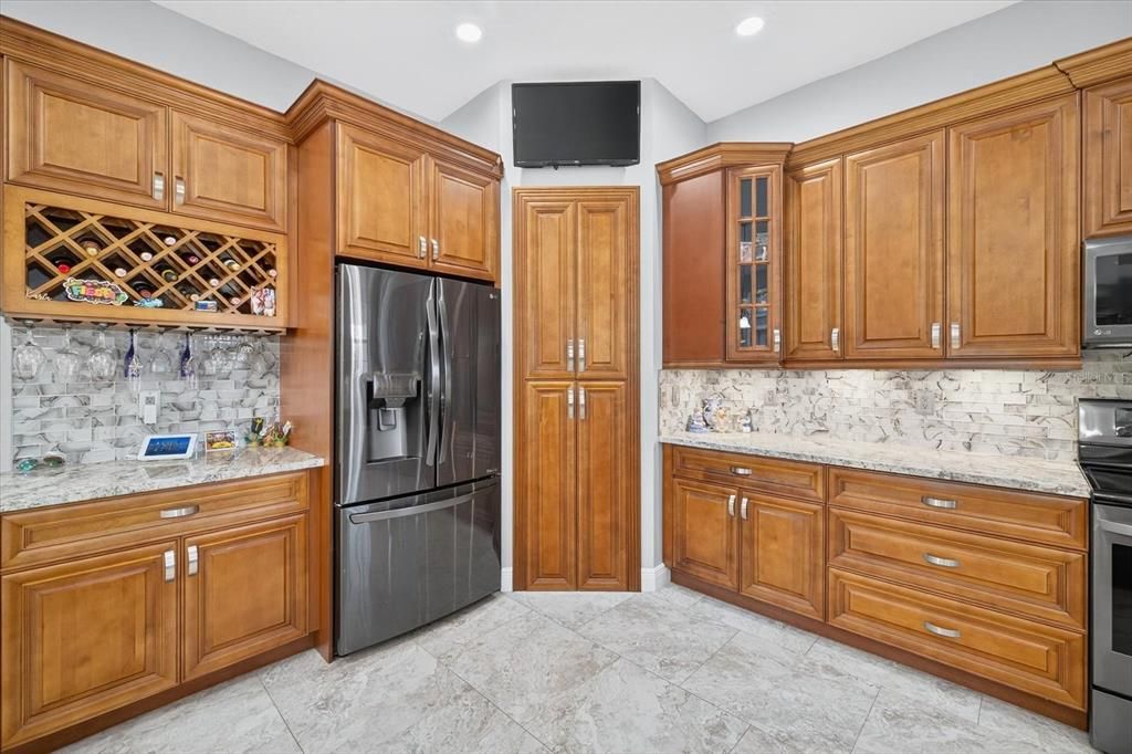 待售: $885,000 (3 贝兹, 3 浴室, 2048 平方英尺)