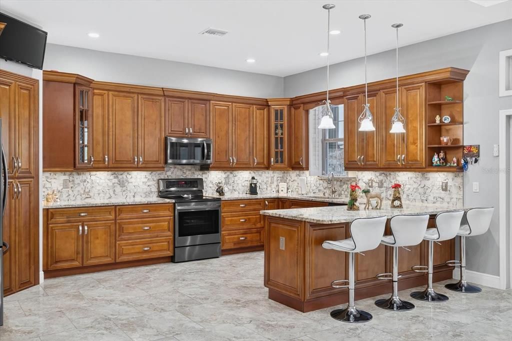 待售: $885,000 (3 贝兹, 3 浴室, 2048 平方英尺)