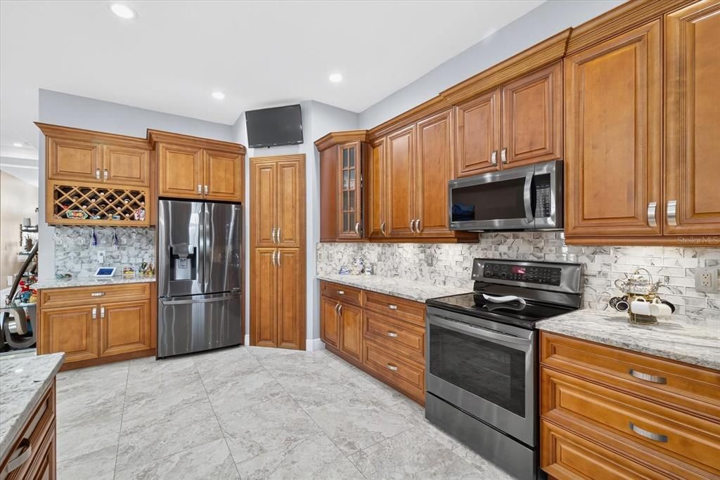 待售: $885,000 (3 贝兹, 3 浴室, 2048 平方英尺)