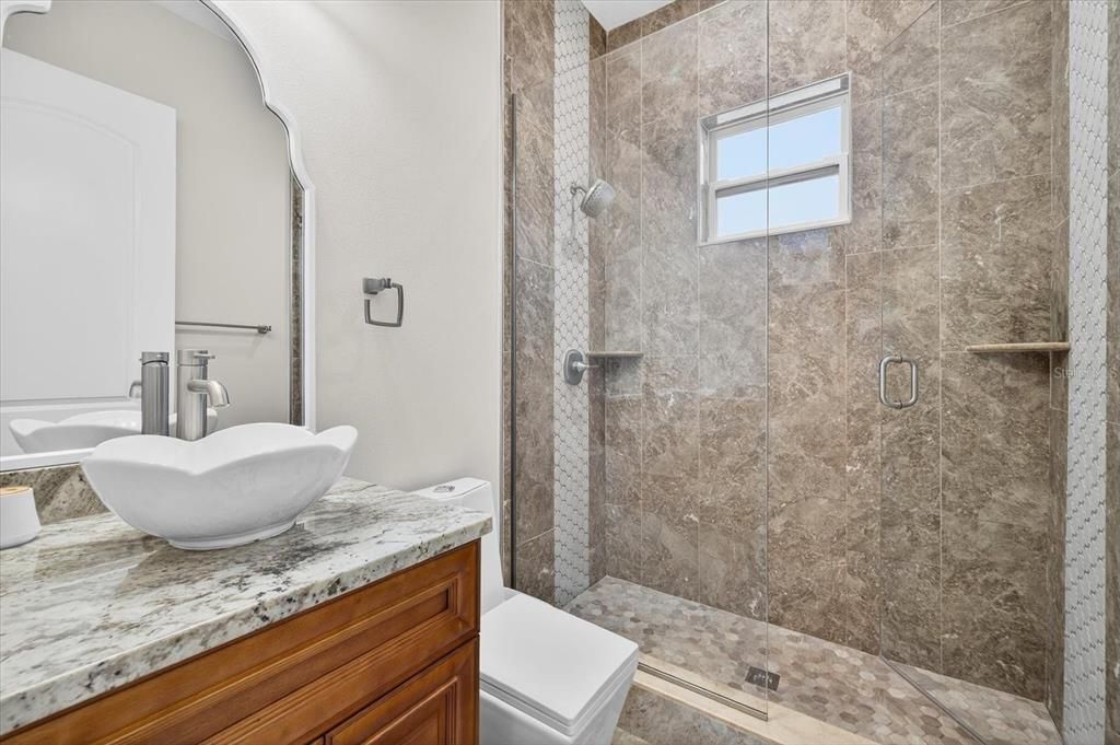 待售: $885,000 (3 贝兹, 3 浴室, 2048 平方英尺)