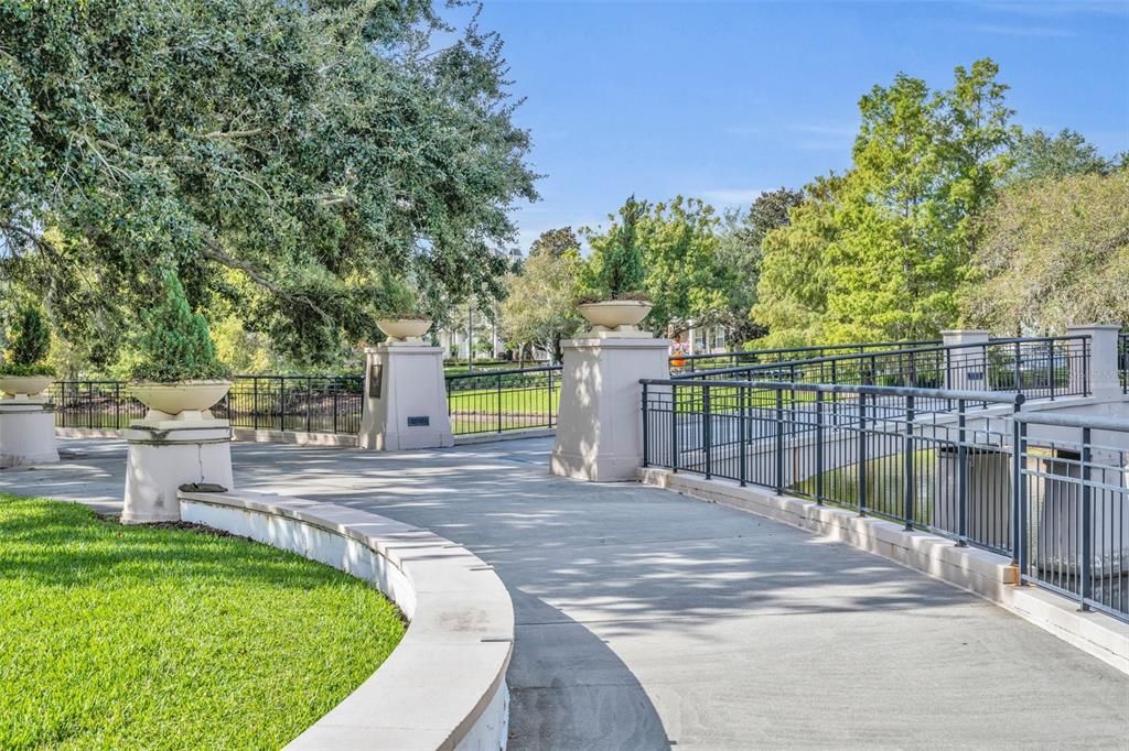 合同活跃: $995,000 (3 贝兹, 2 浴室, 2486 平方英尺)