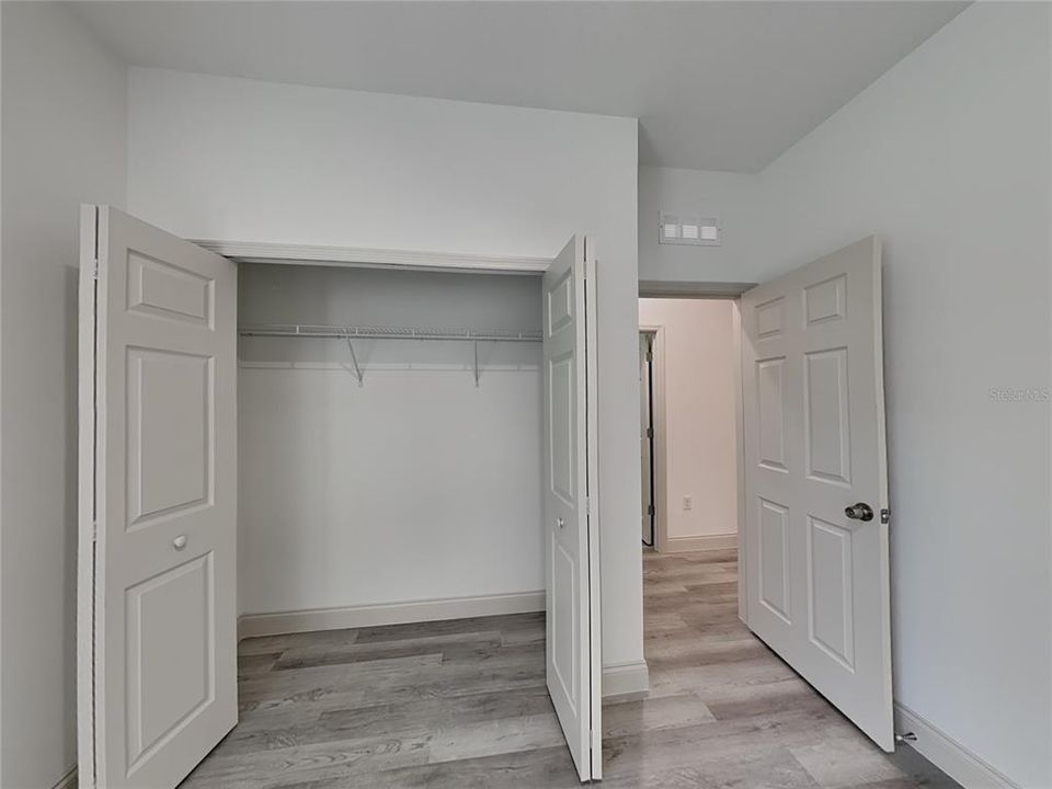 For Rent: $1,695 (4 beds, 2 baths, 1551 Square Feet)