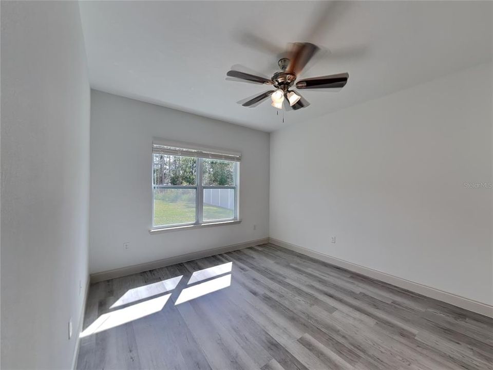 For Rent: $1,695 (4 beds, 2 baths, 1551 Square Feet)