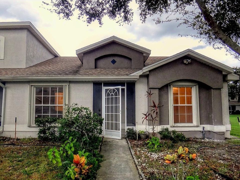 На продажу: $265,000 (3 спален, 2 ванн, 1163 Квадратных фут)