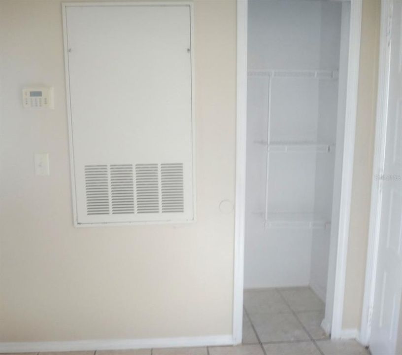 На продажу: $265,000 (3 спален, 2 ванн, 1163 Квадратных фут)