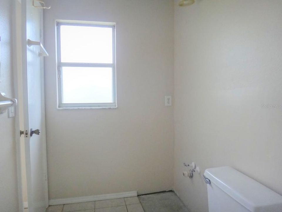 На продажу: $265,000 (3 спален, 2 ванн, 1163 Квадратных фут)