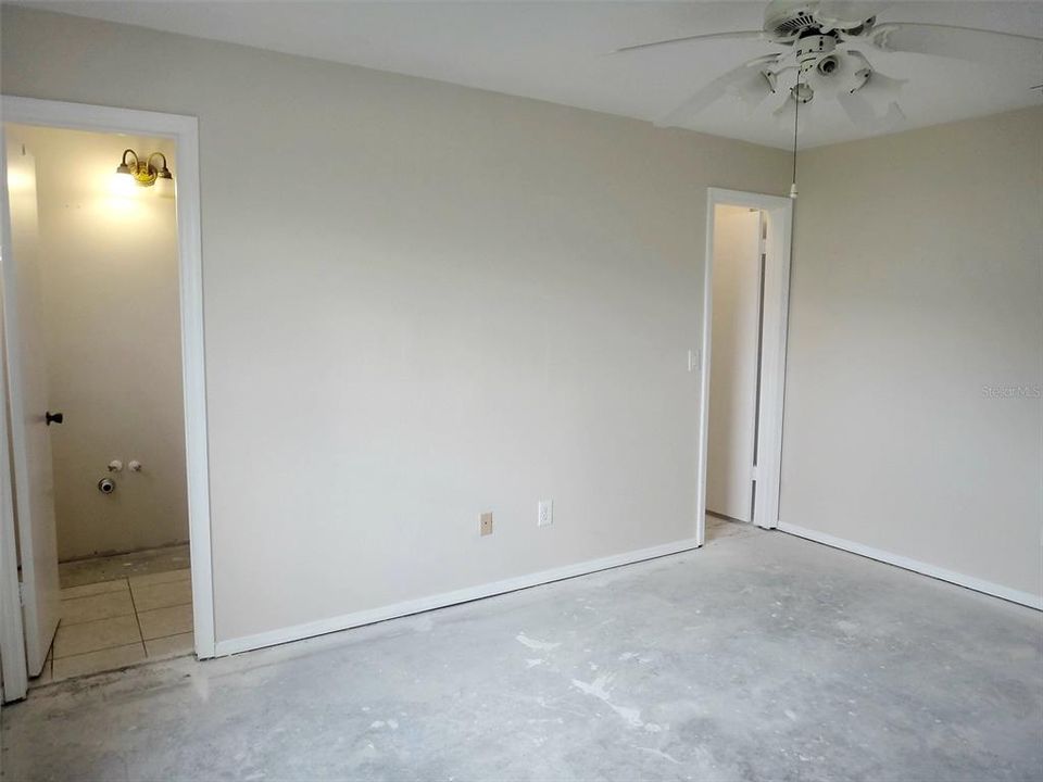 На продажу: $265,000 (3 спален, 2 ванн, 1163 Квадратных фут)