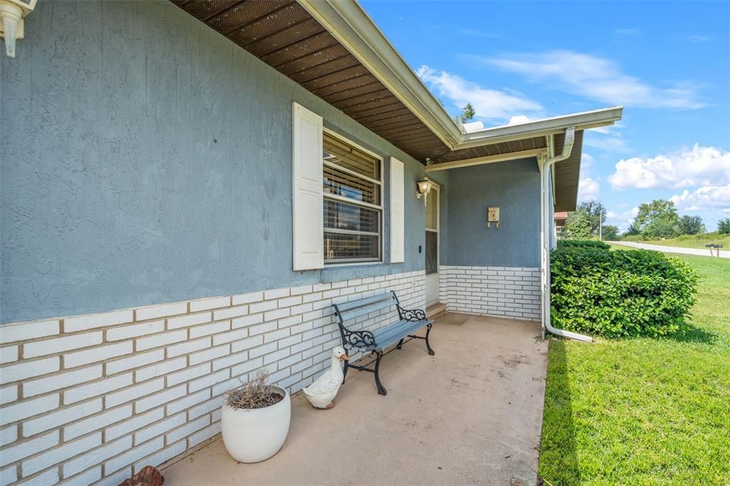 待售: $249,900 (2 贝兹, 2 浴室, 1144 平方英尺)