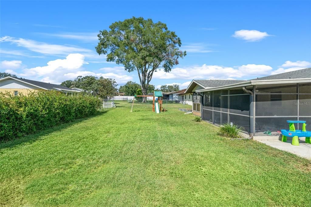 待售: $249,900 (2 贝兹, 2 浴室, 1144 平方英尺)