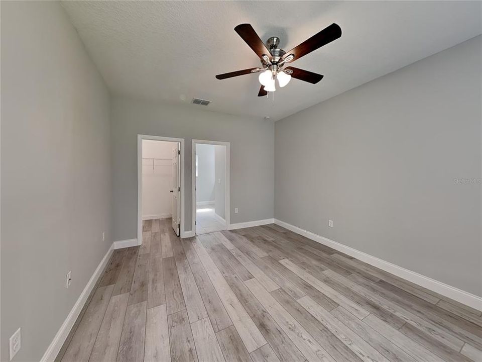 В аренду: $1,695 (4 спален, 2 ванн, 1551 Квадратных фут)