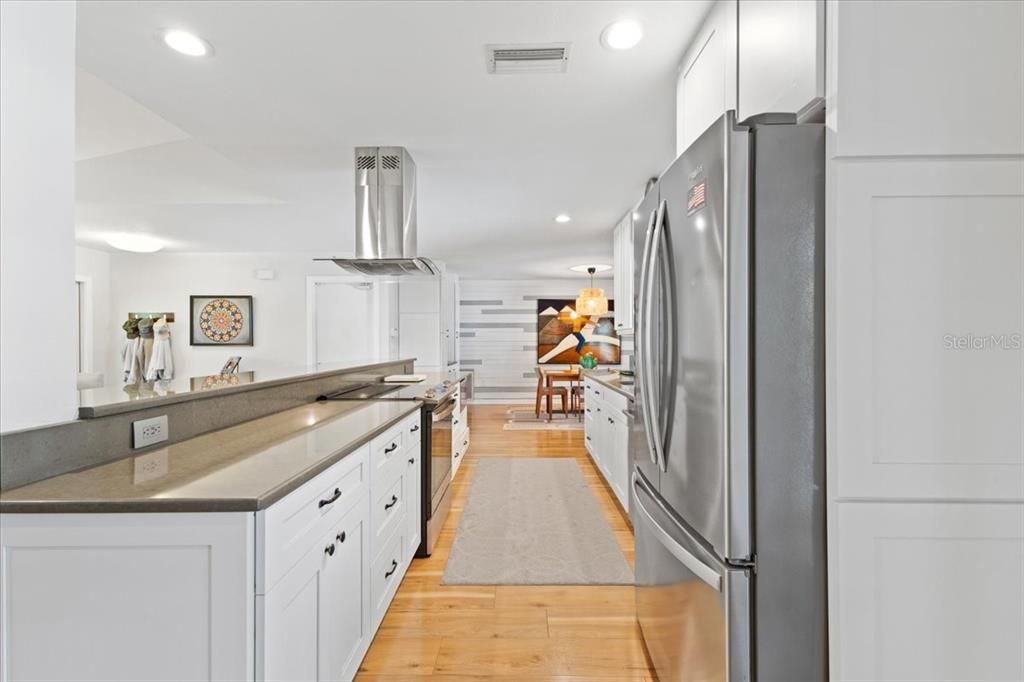 待售: $627,500 (3 贝兹, 2 浴室, 1646 平方英尺)