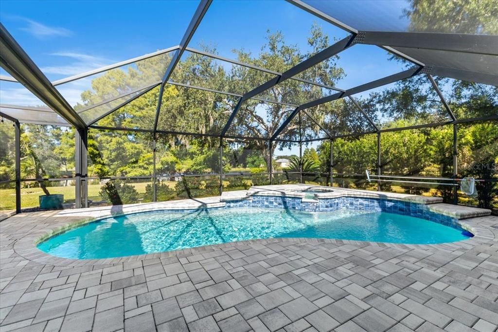 待售: $627,500 (3 贝兹, 2 浴室, 1646 平方英尺)