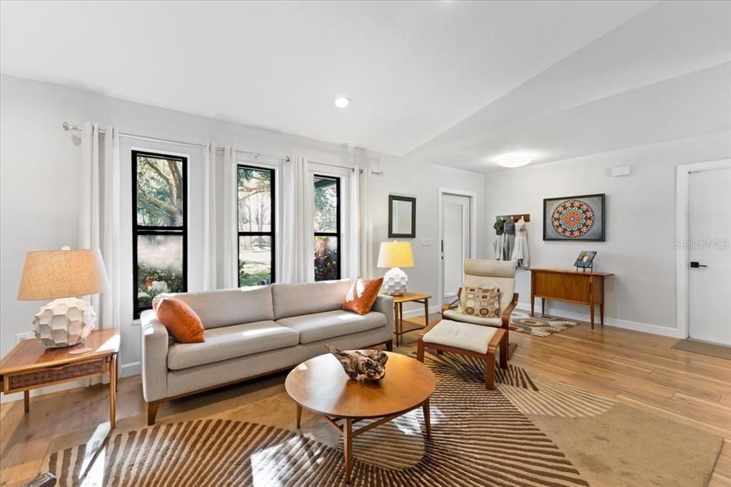 待售: $627,500 (3 贝兹, 2 浴室, 1646 平方英尺)