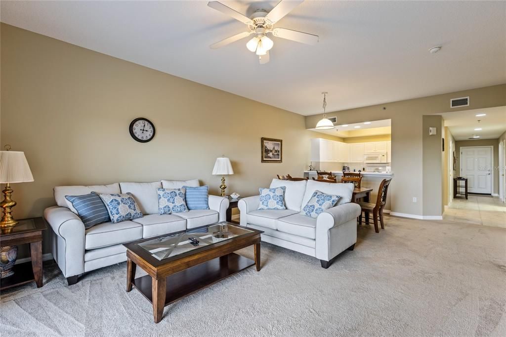 For Sale: $430,000 (3 beds, 2 baths, 1600 Square Feet)